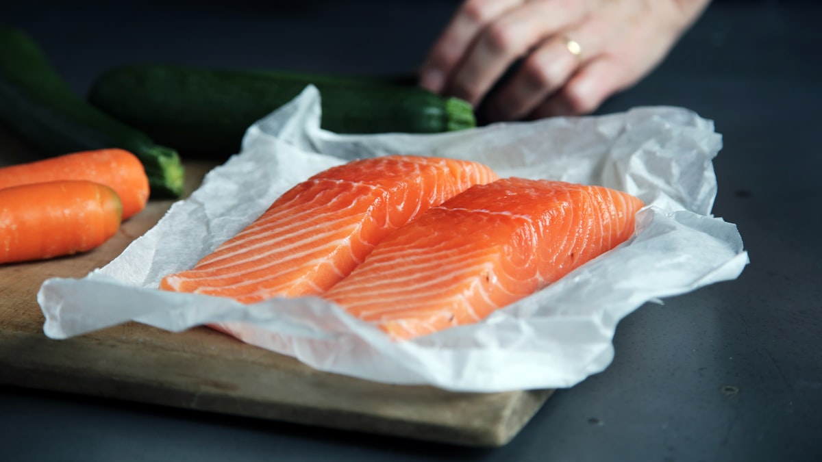 Fatty fish rich in omega-3 for skin health